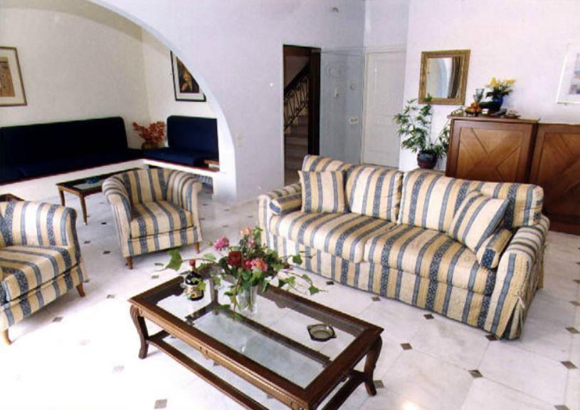Villa C & C Delphi Exterior photo